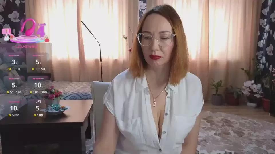 LybovNTV on Cam4 
