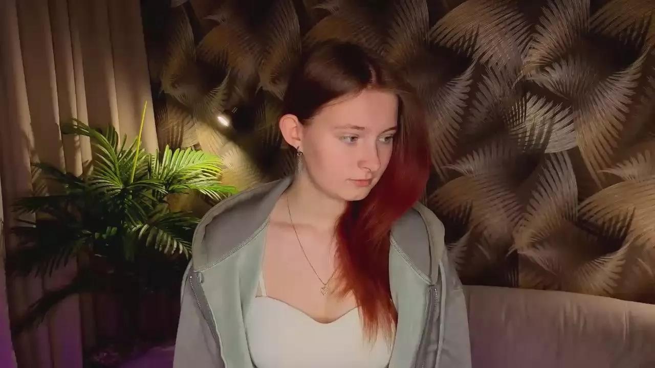 LynetEade on Cam4 