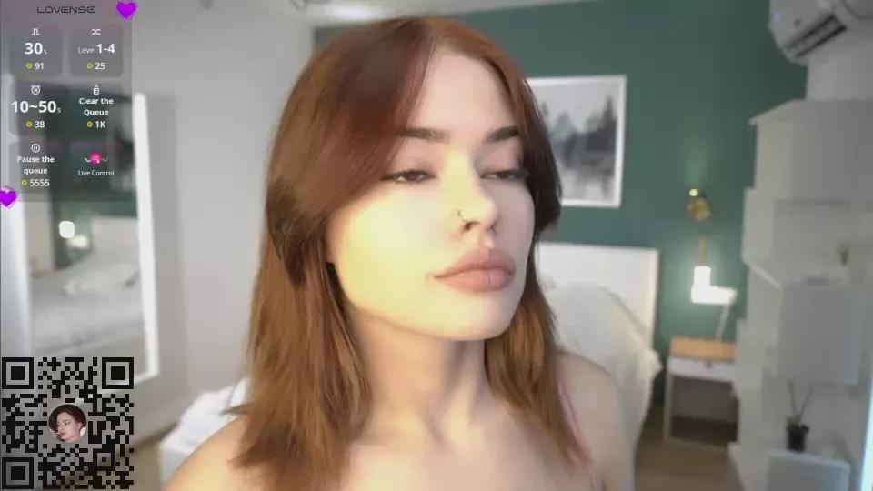 LynnaBetter on Cam4 