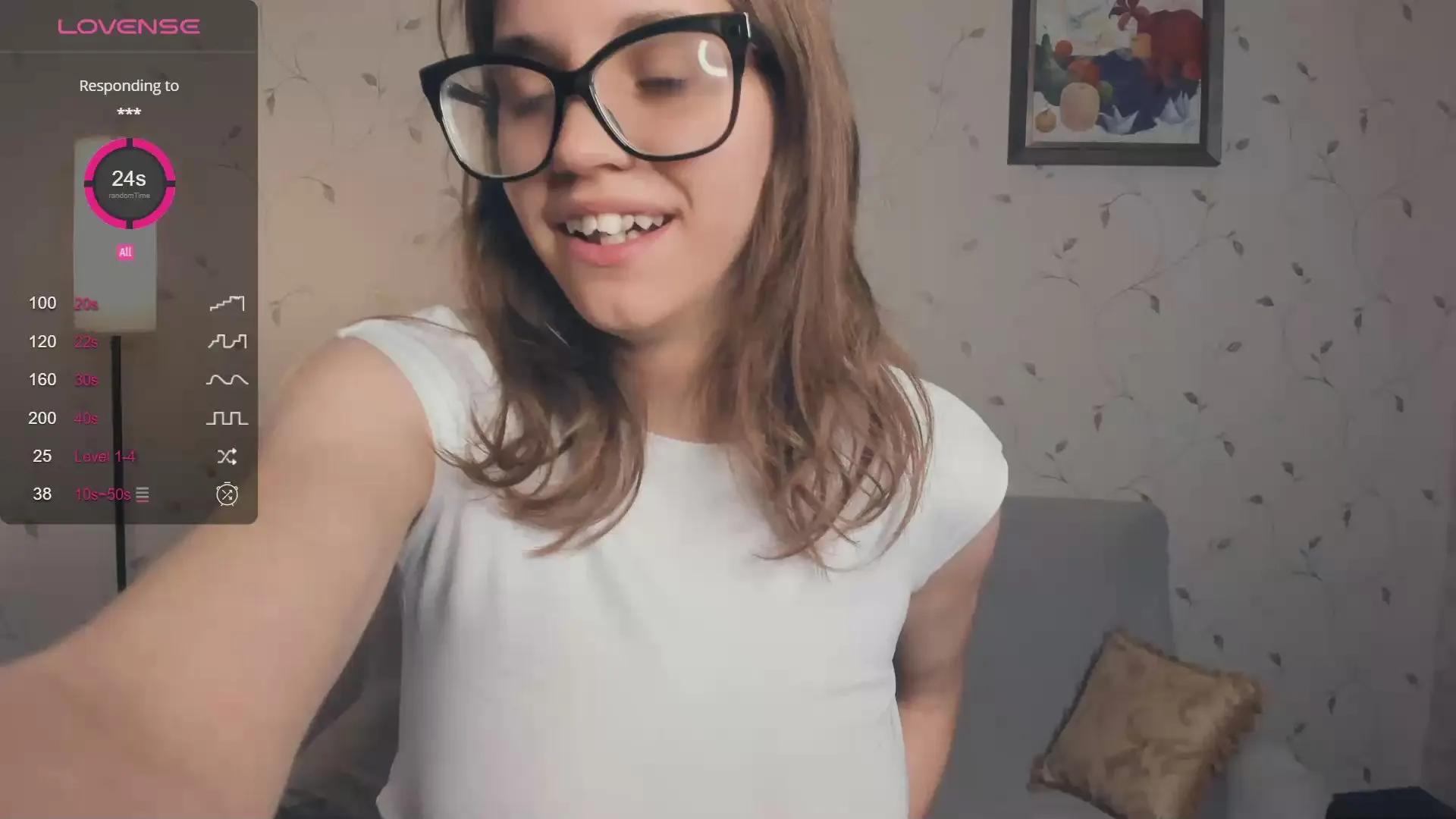 Freechat LynneCrust on Cam4