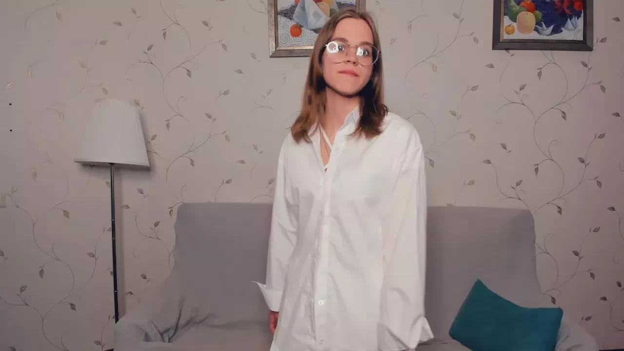 LynneCrust on Cam4 