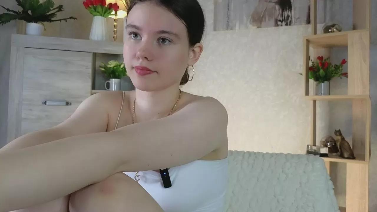 LynneForster on Cam4 