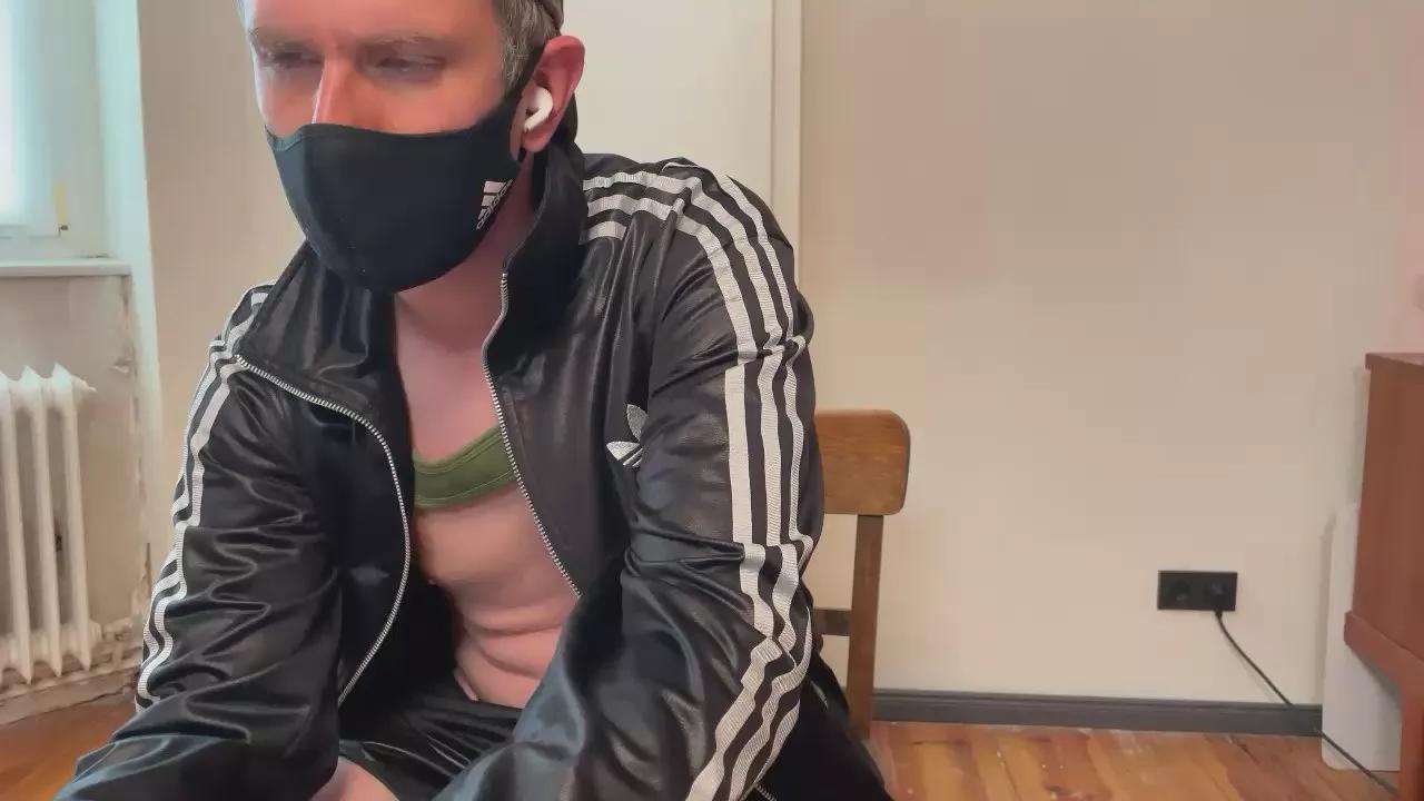 Offline m_daniel_ on Cam4