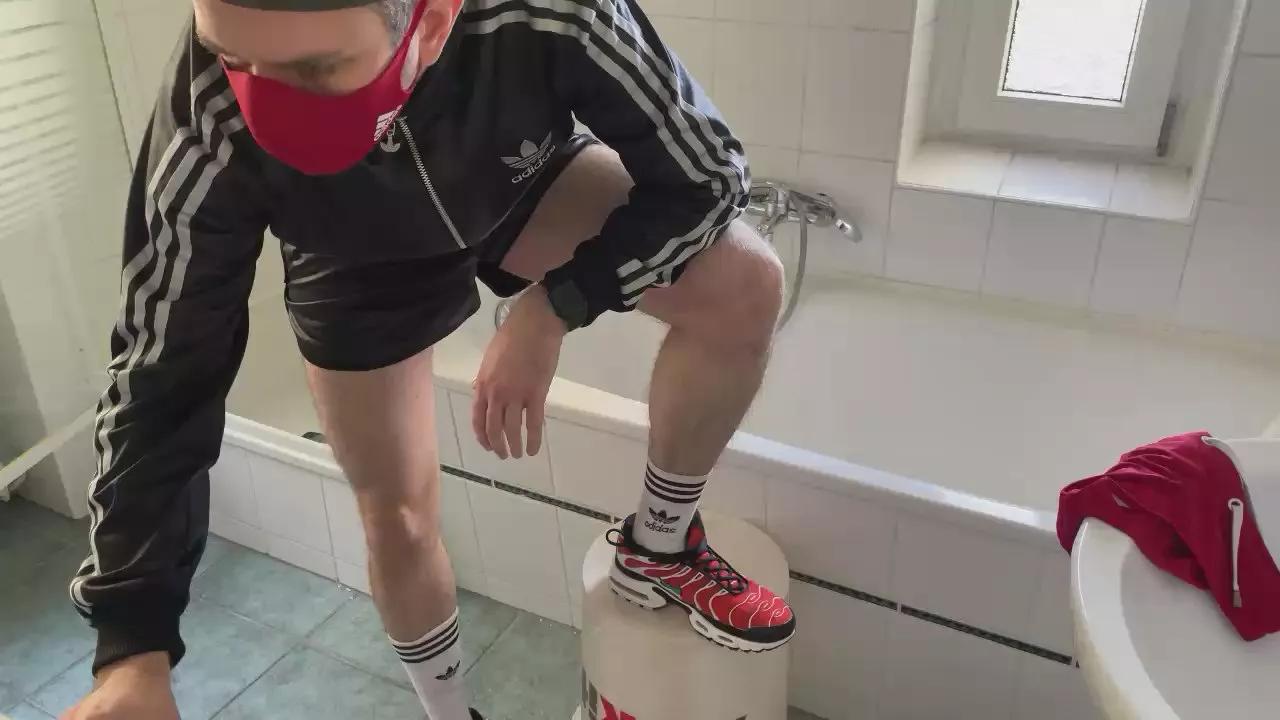 Offline m_daniel_ on Cam4