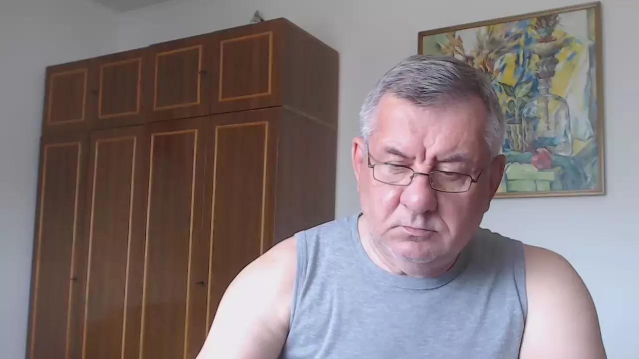 machomale3 on Cam4 
