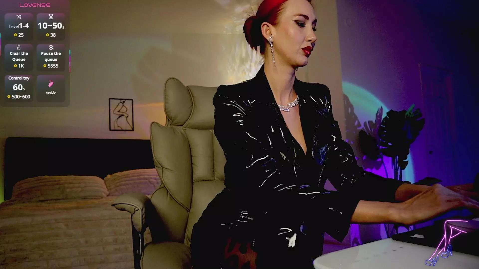 MadamAlexa on Cam4 