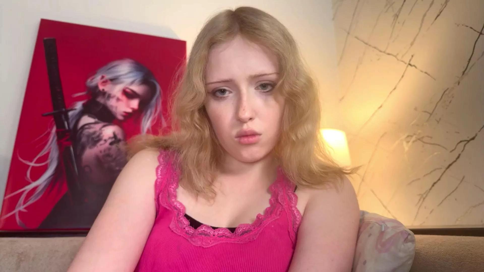 MaddieSespinosa on Cam4 