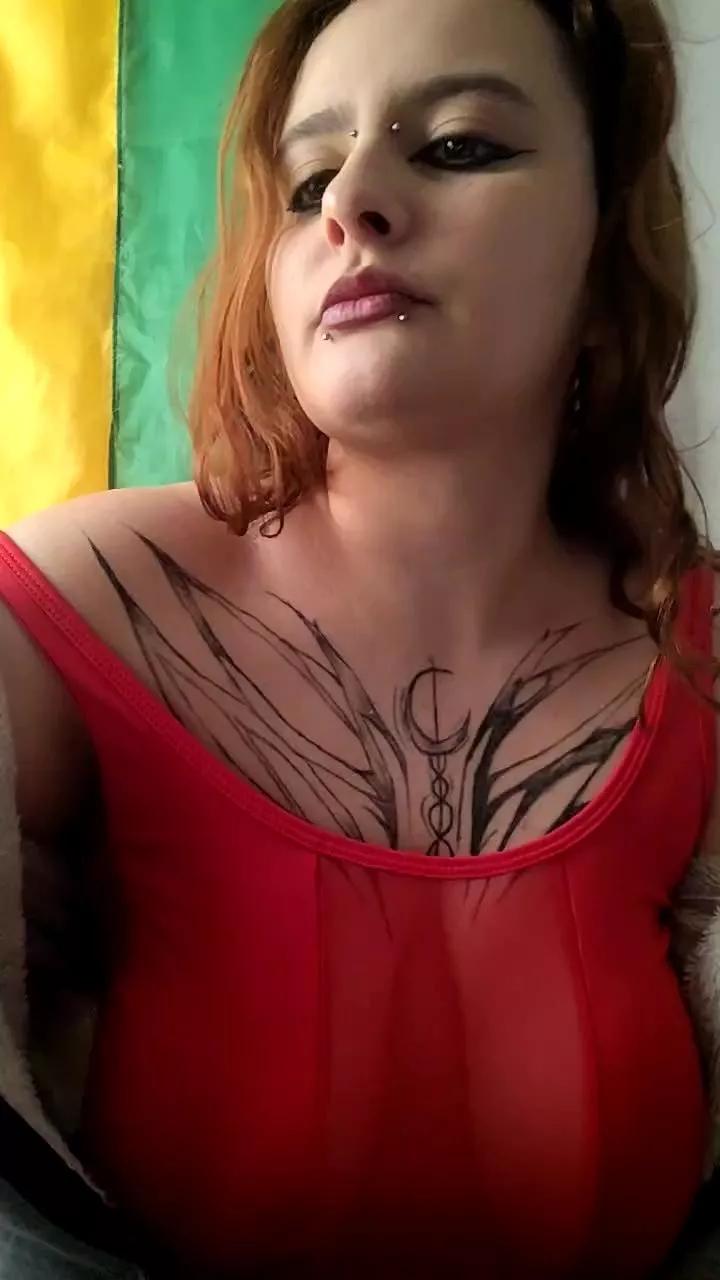 Maggie_d0ll on Cam4 
