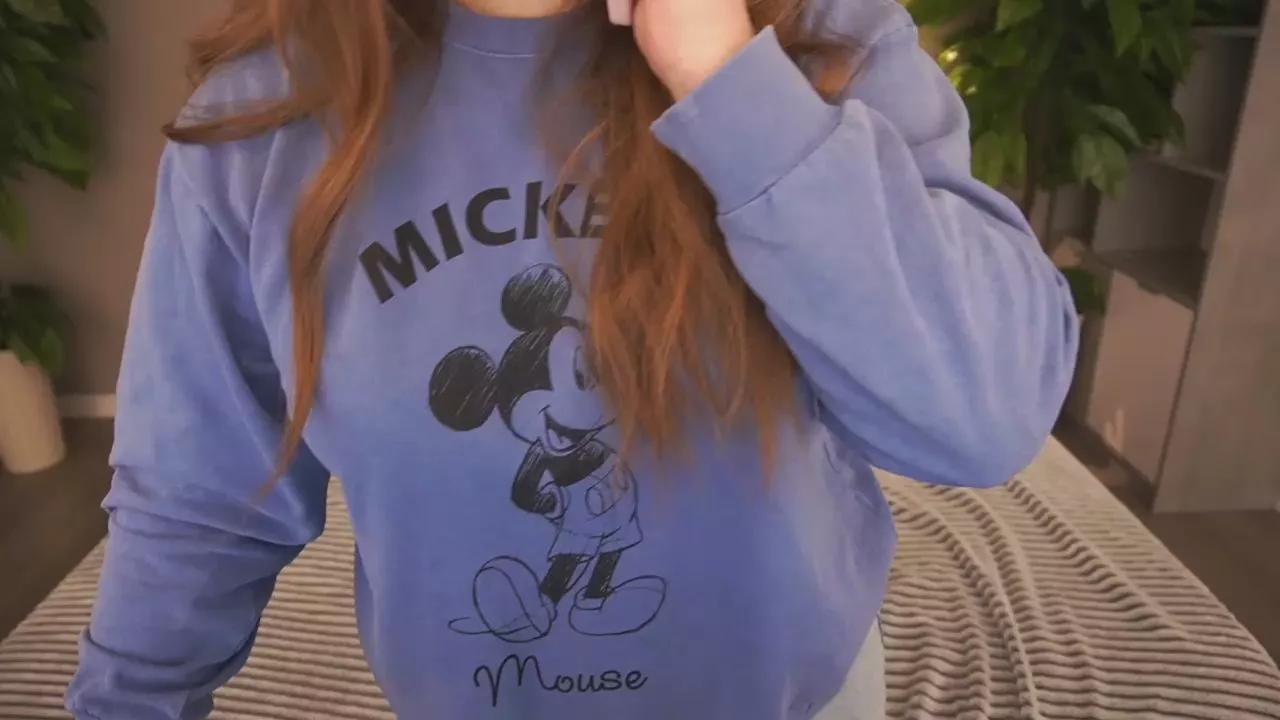 MagicPeachh on Cam4 