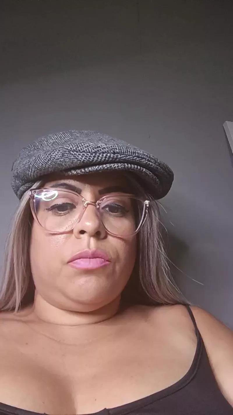 Magicsquirtrain on Cam4 