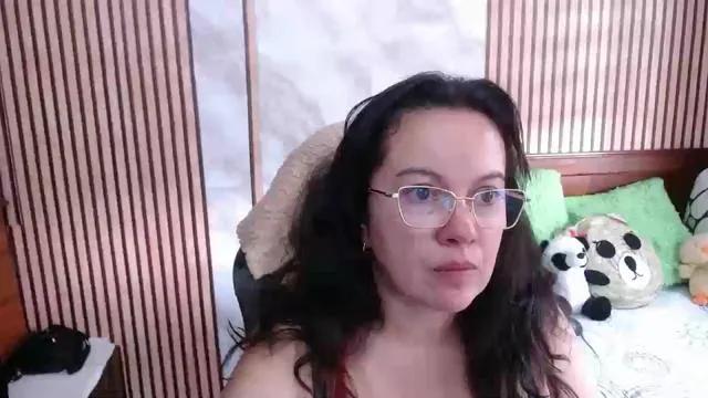 Freechat Mallybear_ on Cam4