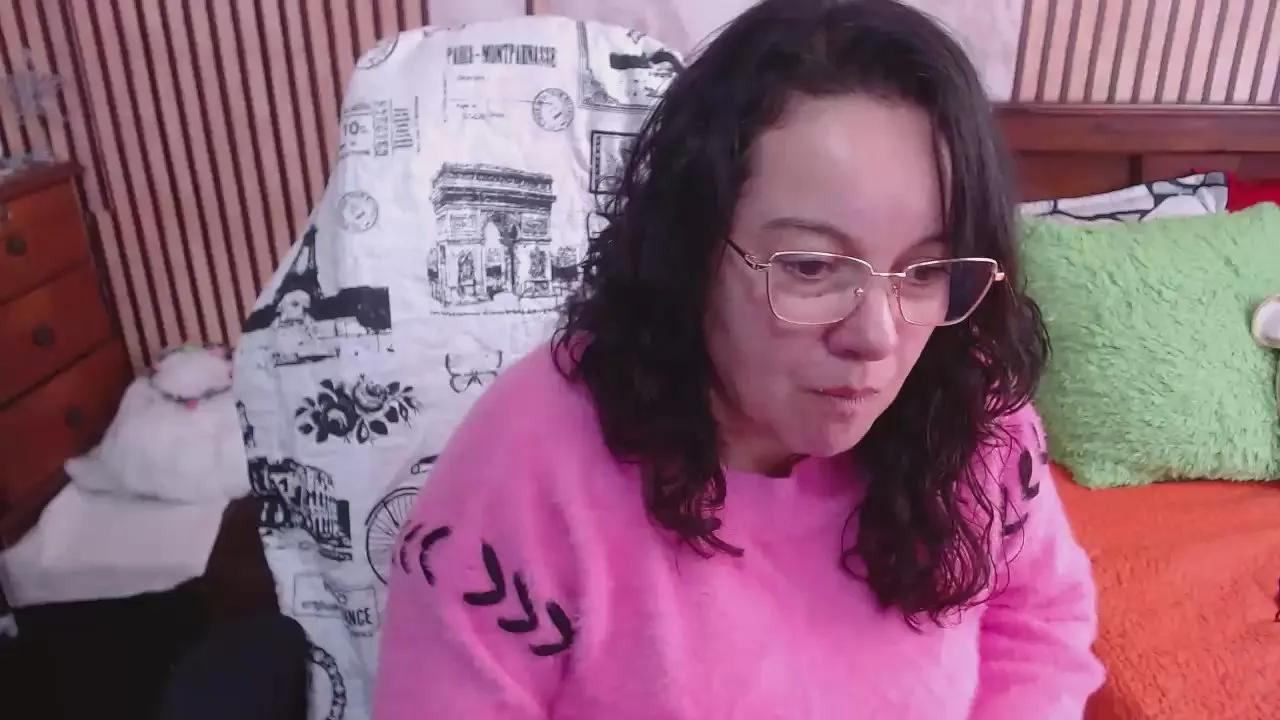 Freechat Mallybear_ on Cam4