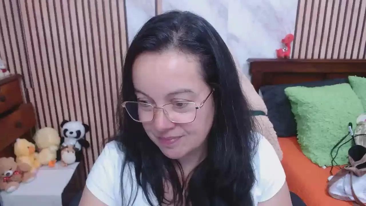 Freechat Mallybear_ on Cam4