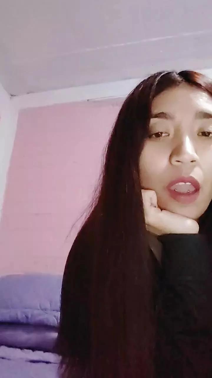 Mamichula_420 on Cam4 
