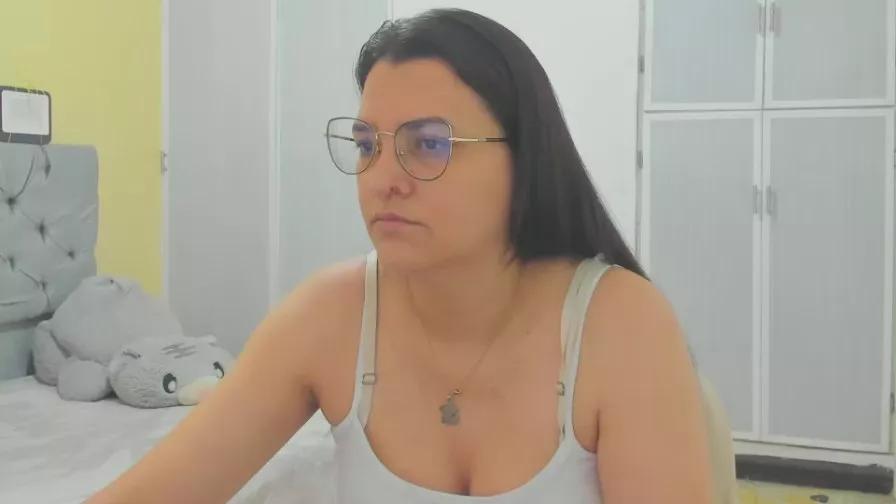 marilyn_Garcia on Cam4 