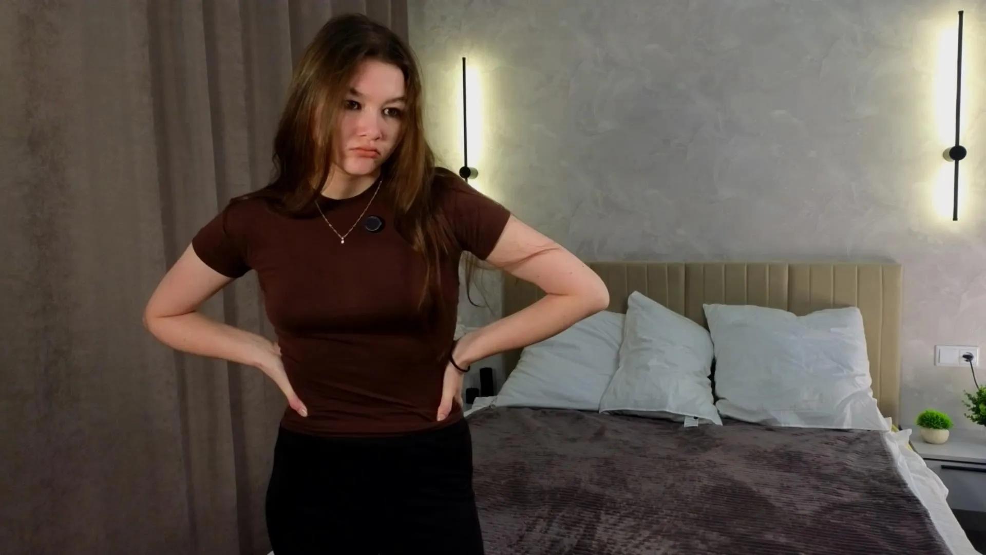 Freechat MarnieBialek on Cam4