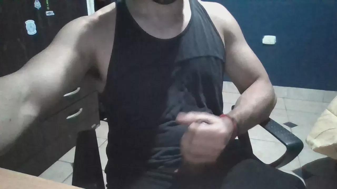 martinsanti19 on Cam4 
