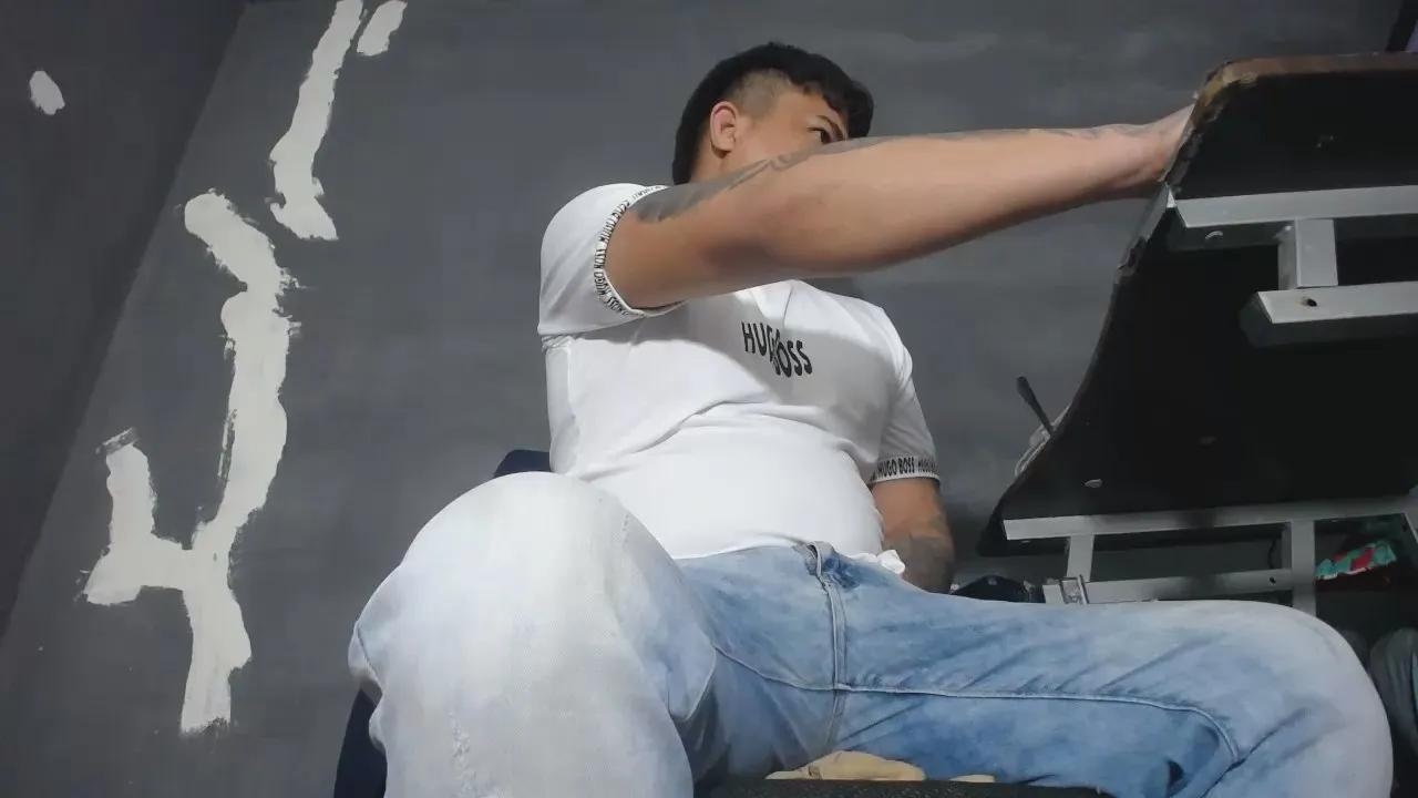 Offline master_bigcock1 on Cam4