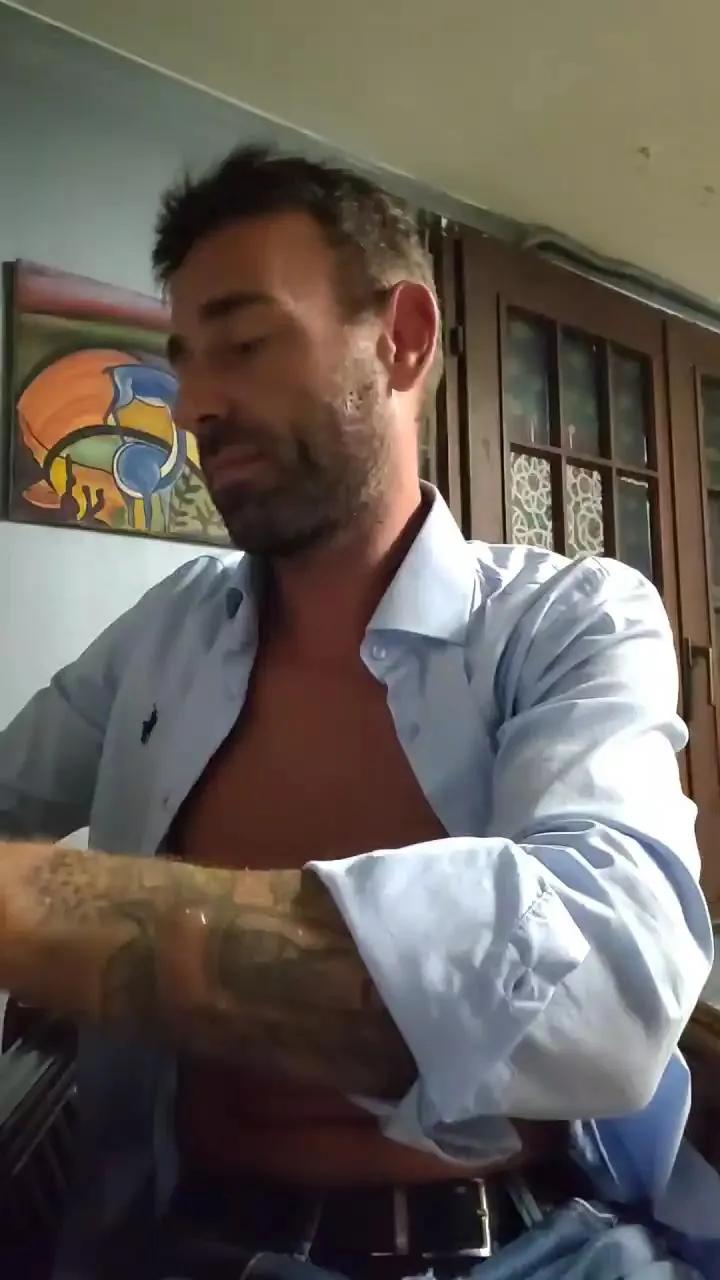 Matteodom85 on Cam4 
