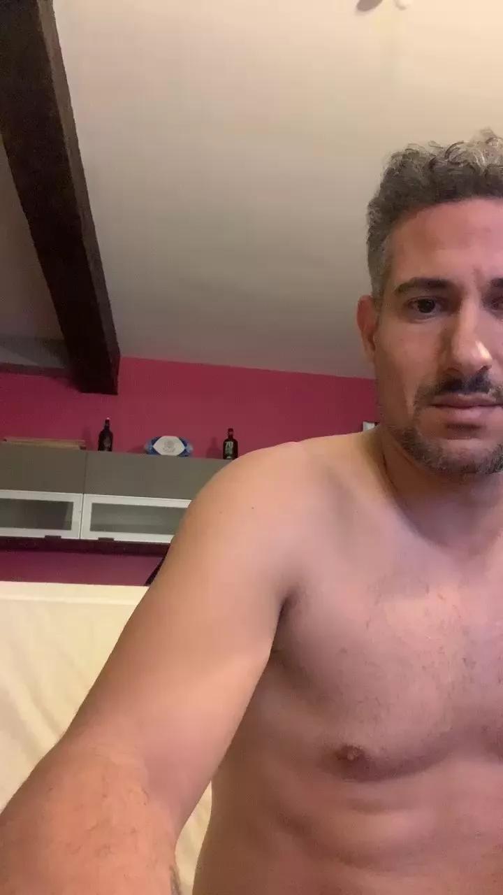 max83_fun on Cam4 