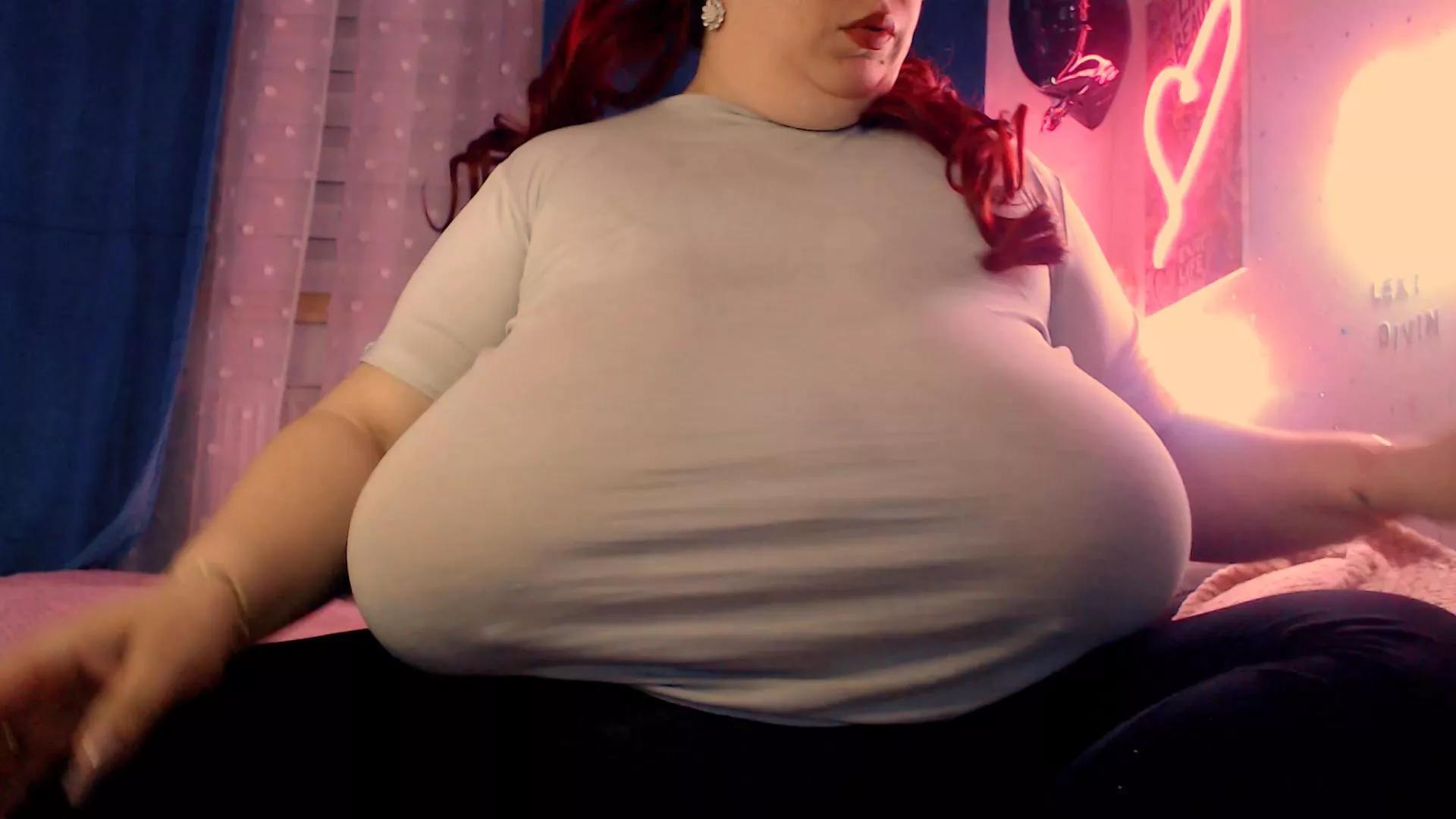 mayabigtits on Cam4 