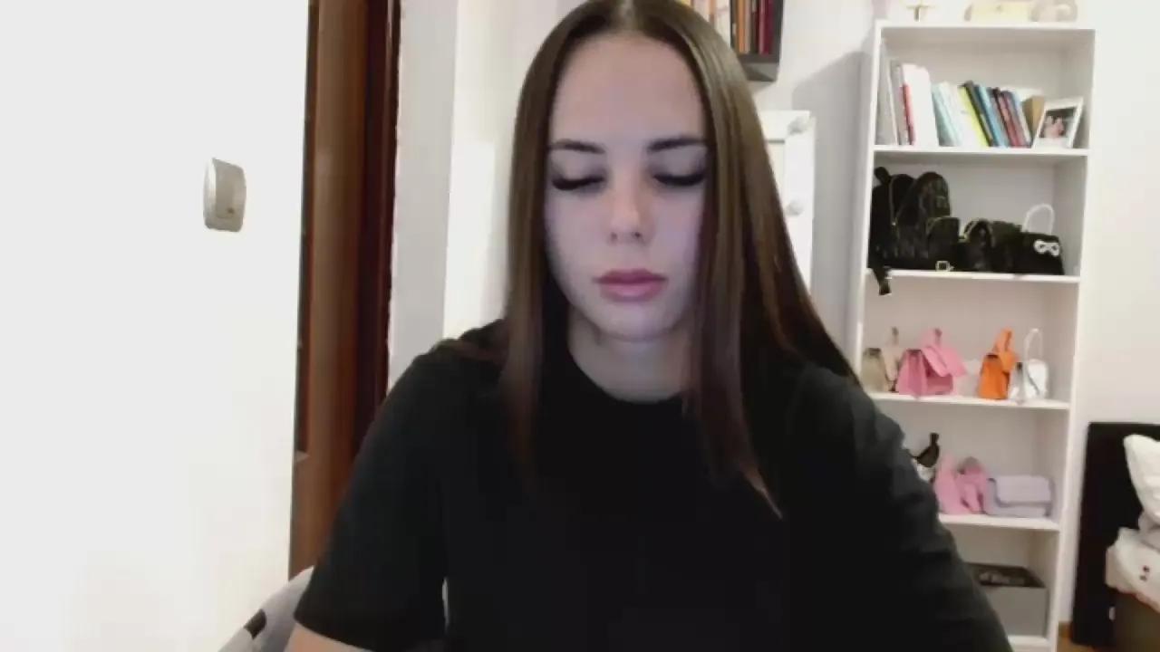 MayaDesire on Cam4 