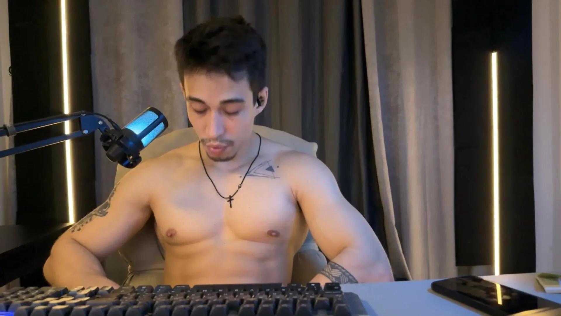 mettew22c on Cam4 