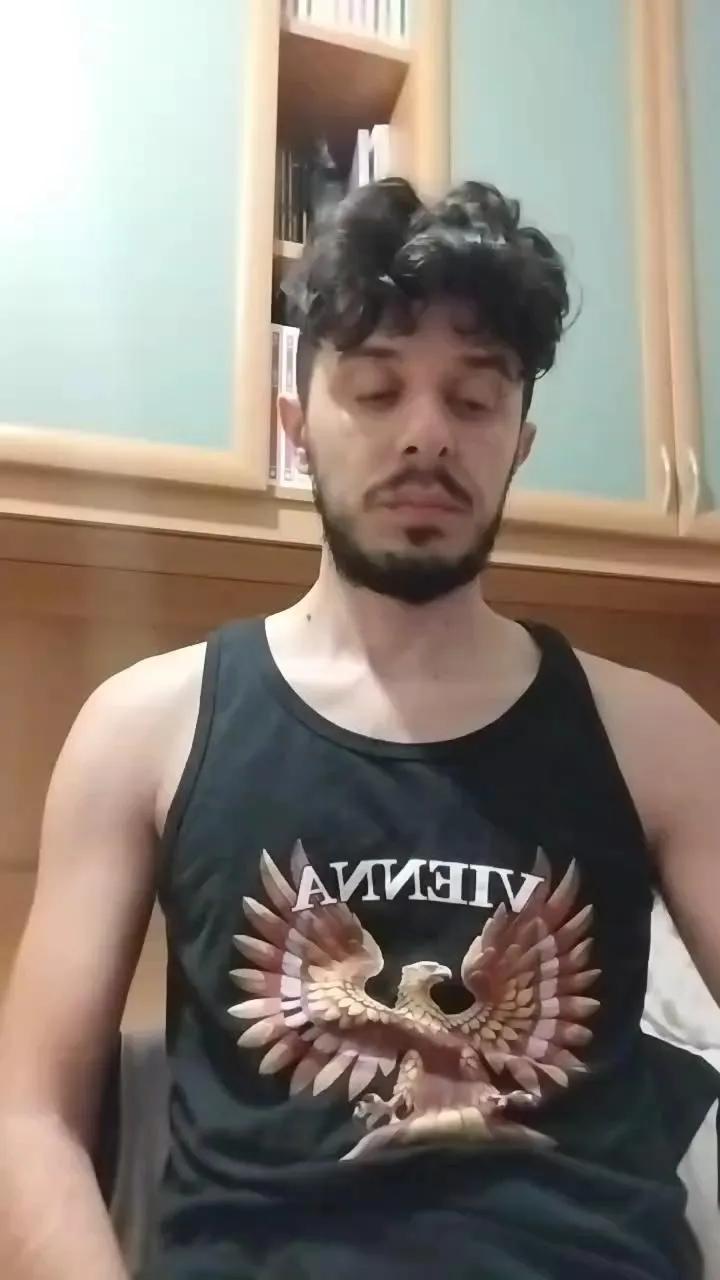 Mew2pup on Cam4