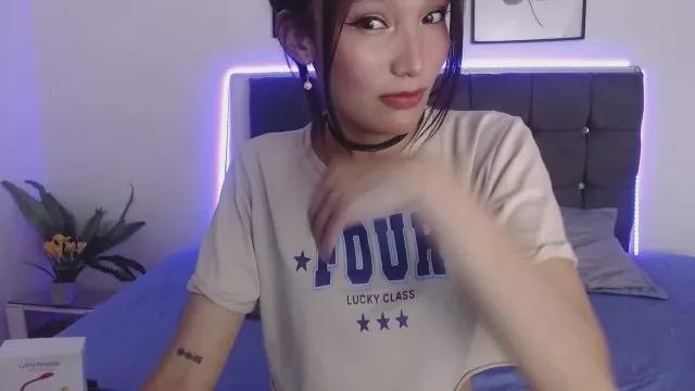 Offline mia_collens_ on Cam4