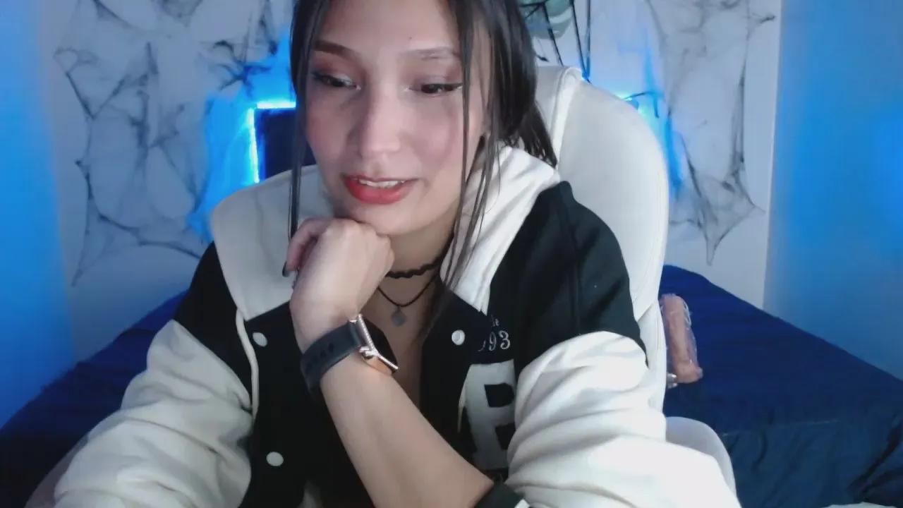 Offline mia_collens_ on Cam4