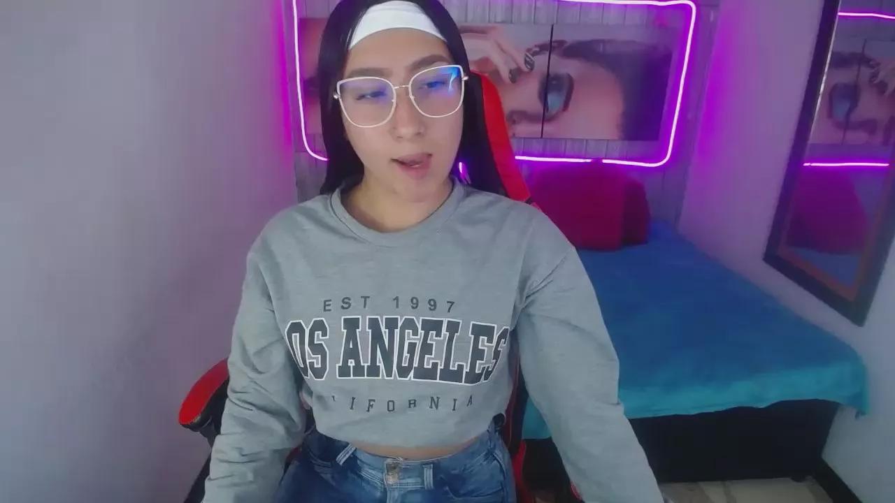 miaa_scott on Cam4 