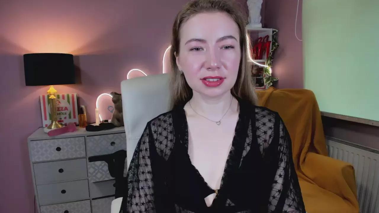 miax_desire on Cam4 