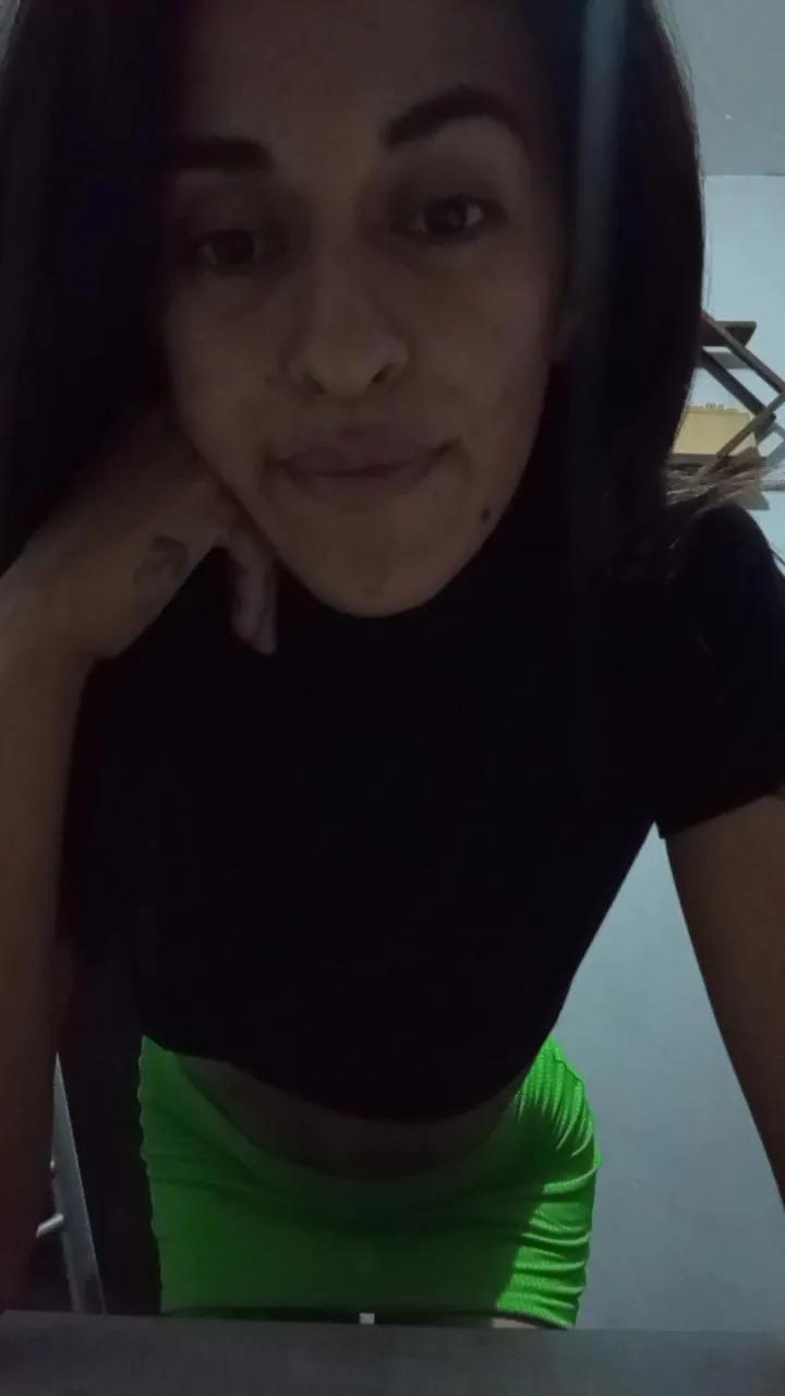 Offline mica241 on Cam4