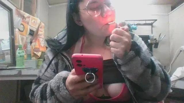 Offline miichellemalv on Cam4