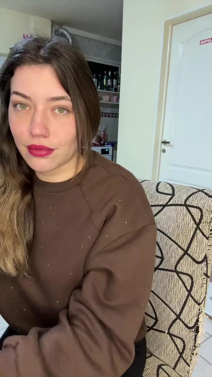 Offline Milagrosso on Cam4