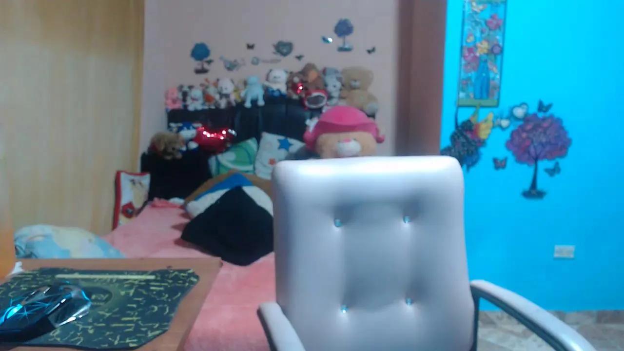 milfeddy_ on Cam4