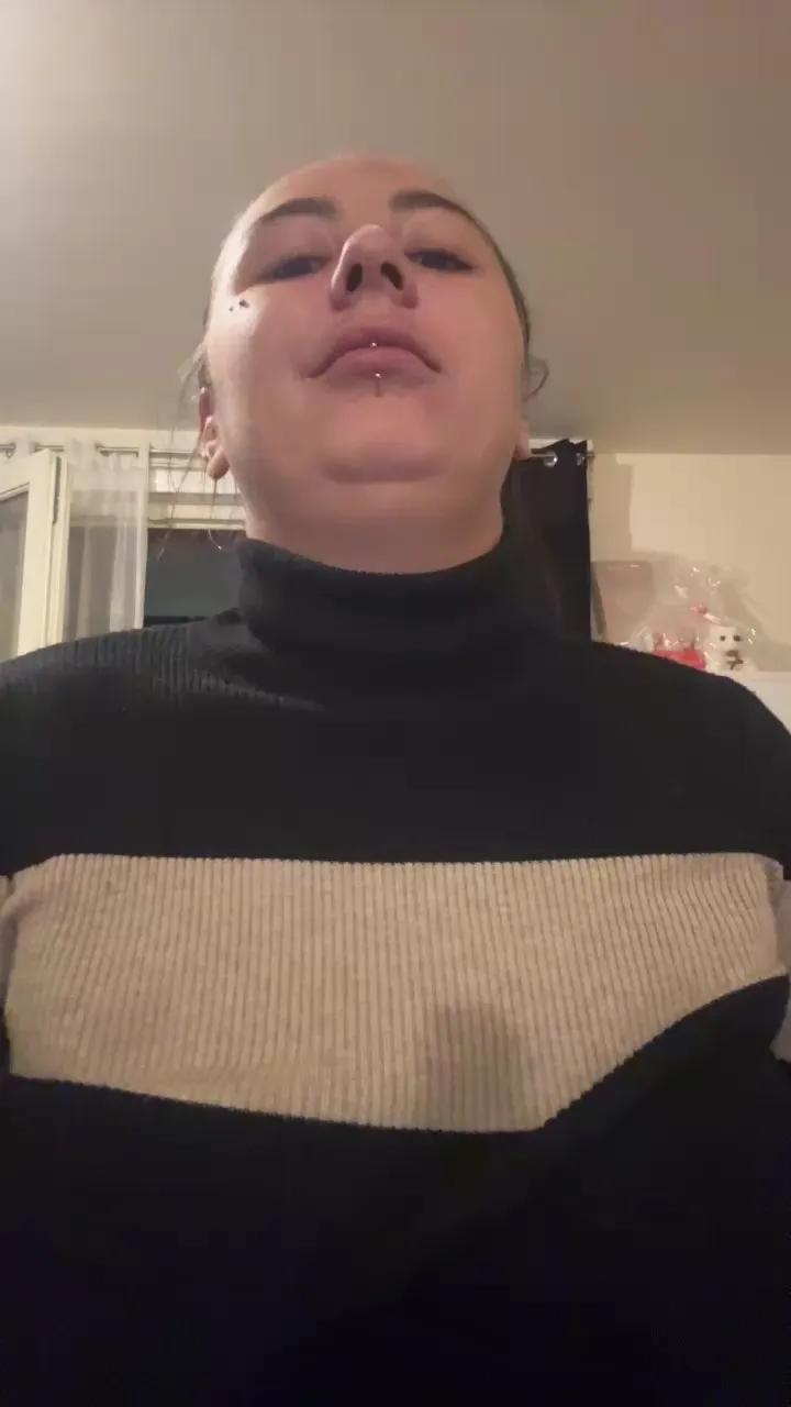 Mimi_9 on Cam4