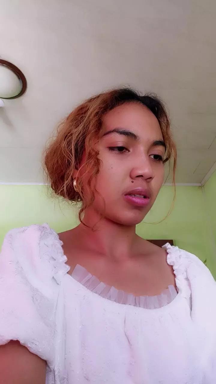 Mimi_sexy01 on Cam4 