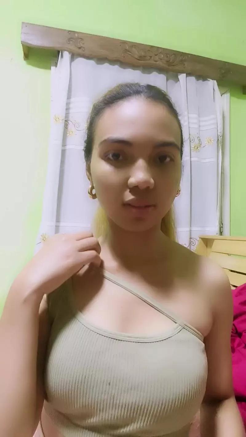 Mimi_sexy01 on Cam4 