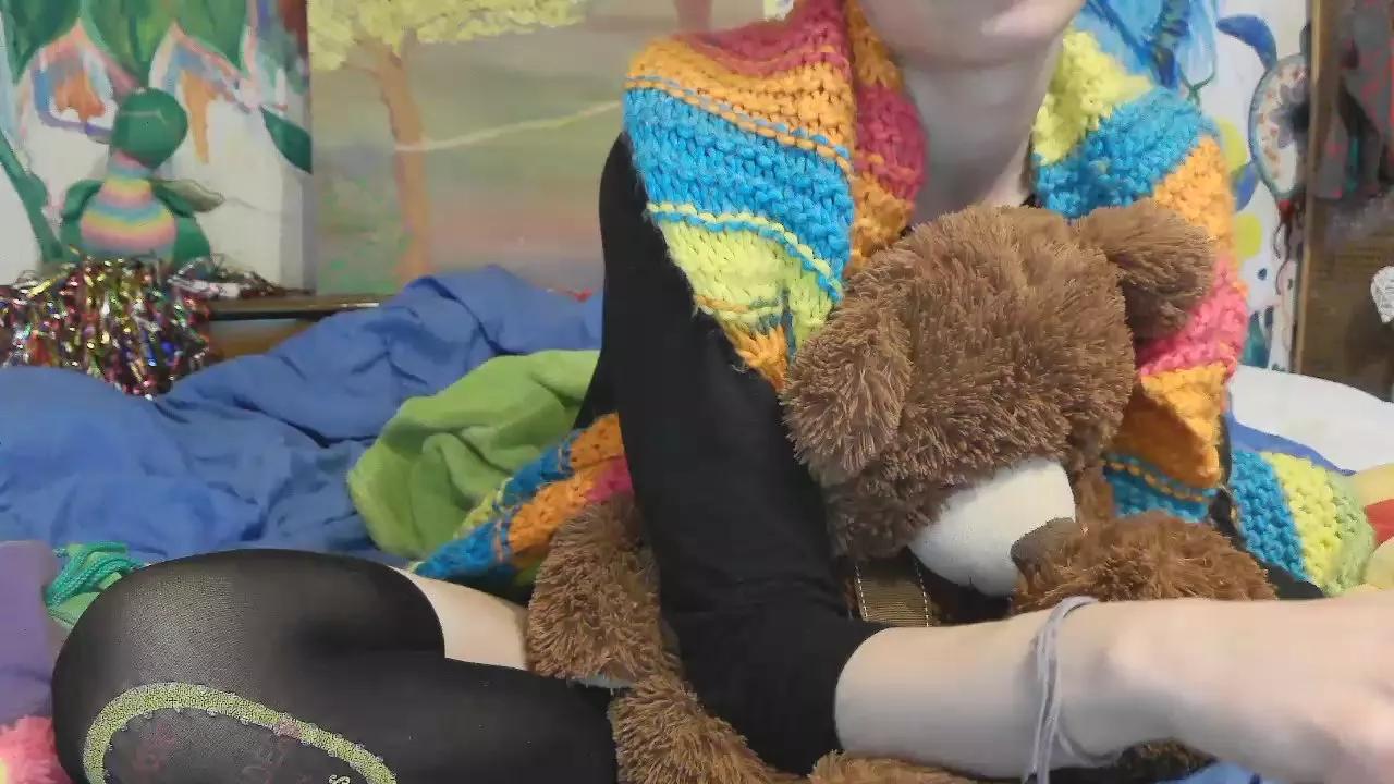Miss_DawyRouge on Cam4 