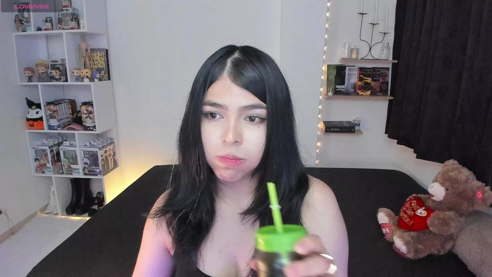 misshoneyxxx on Cam4 