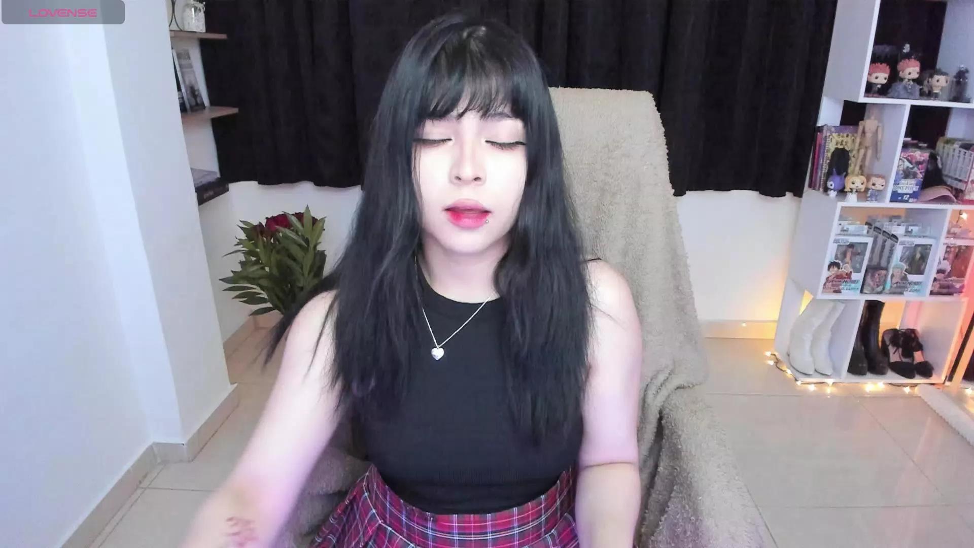 misshoneyxxx on Cam4 