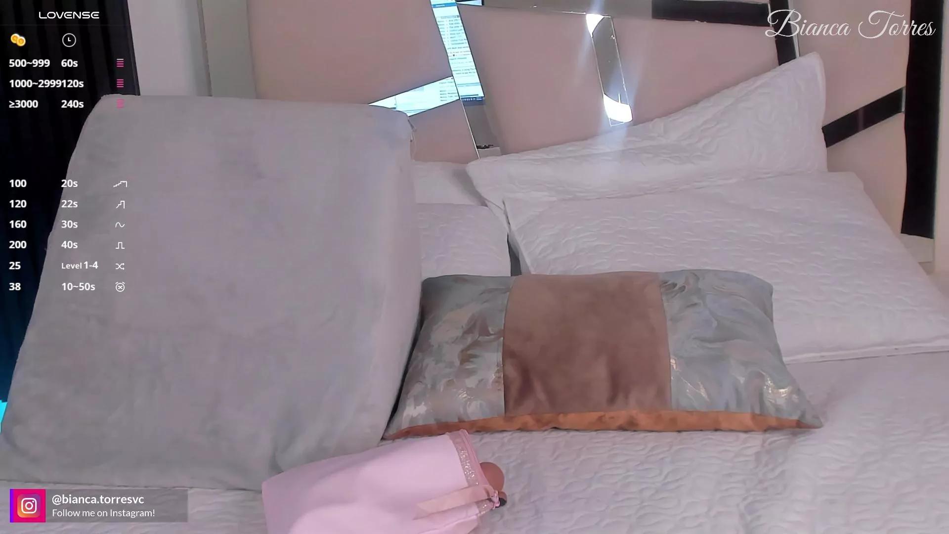 missmoscu on Cam4 