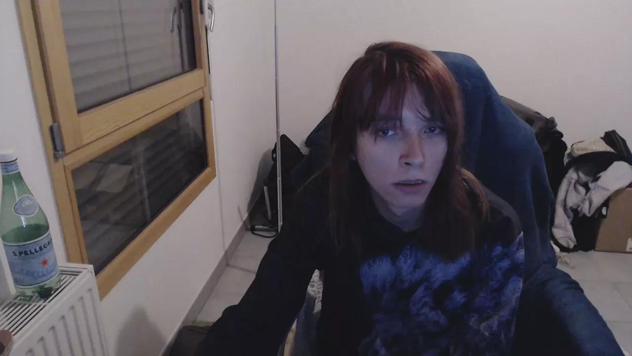 missthon on Cam4 