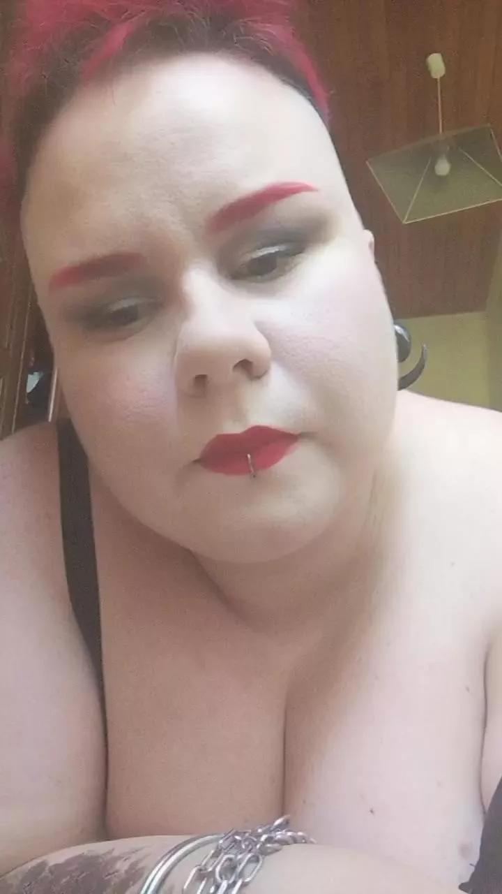 MmeCauchemar on Cam4 