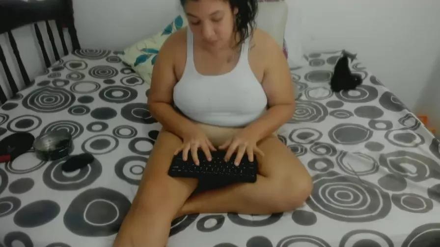 molleth on Cam4 