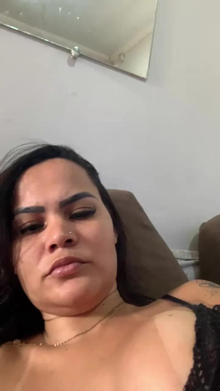 Molly9227 on Cam4