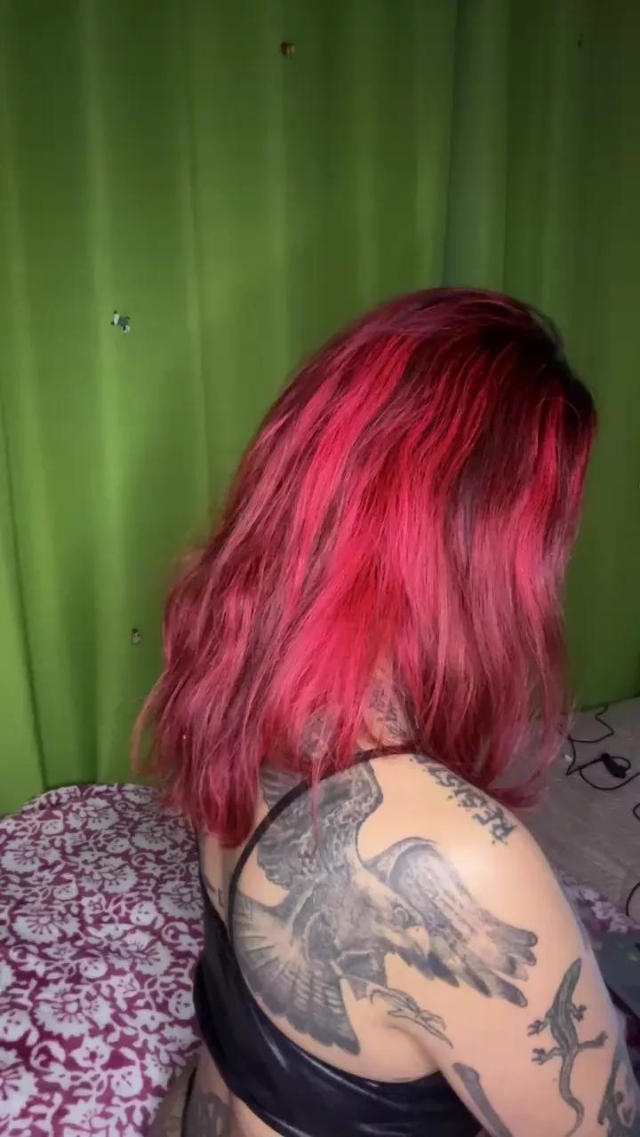 MollyGlossy on Cam4 