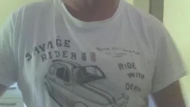 Offline momo222ciao on Cam4