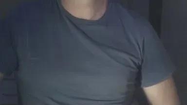 Offline momo222ciao on Cam4